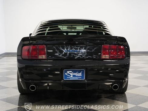Used 2005 Ford Mustang GT RWD image 11