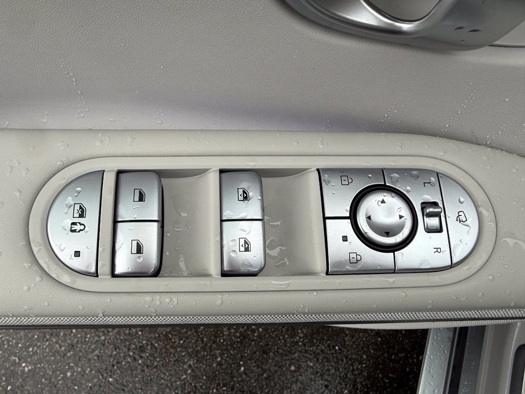 Certified 2023 Hyundai Ioniq 5 Limited AWD/4WD image 32