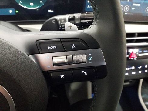 New 2026 Hyundai Tucson Limited image 6