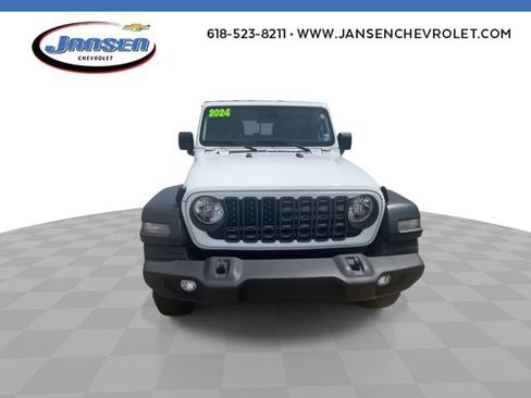 Used 2024 Jeep Wrangler Unlimited Sport AWD/4WD image 3