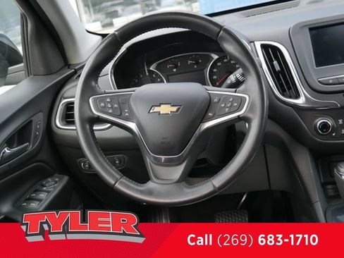 Used 2021 Chevrolet Equinox LT FWD image 44
