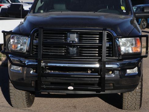 Used 2018 RAM 2500 Big Horn image 2