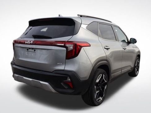 Certified 2024 Kia Seltos SX w/ SX Sunroof Package image 12