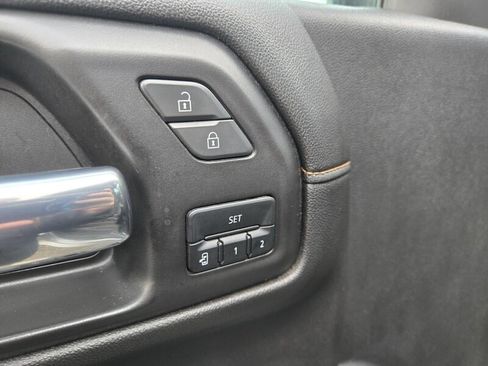 Used 2021 GMC Sierra 1500 AT4 w/ AT4 Preferred Package image 24