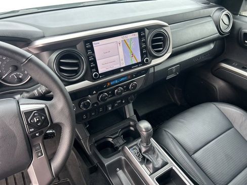 Used 2023 Toyota Tacoma Limited image 27