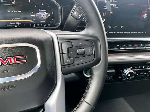 Used 2026 GMC Sierra 1500 SLT image 24