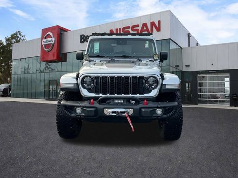 Used 2024 Jeep Wrangler Unlimited Rubicon image 15