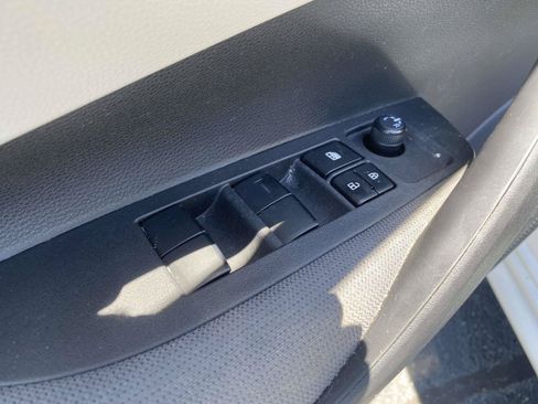 Used 2024 Toyota Corolla LE FWD image 18