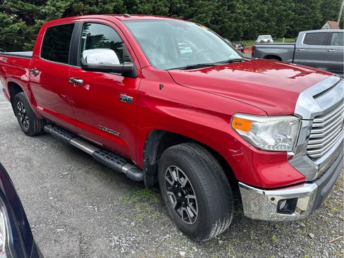 Used 2016 Toyota Tundra Limited w/ Limited Premium Package AWD/4WD image 2