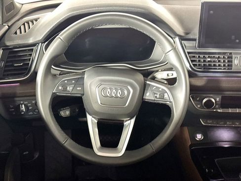 Used 2023 Audi Q5 e Prestige w/ Prestige Package image 13