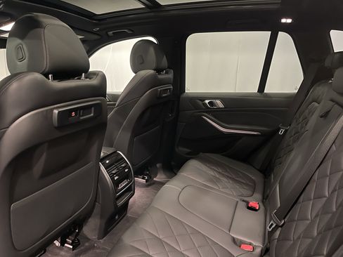 Used 2023 BMW X5 xDrive40i w/ M Sport Package image 24