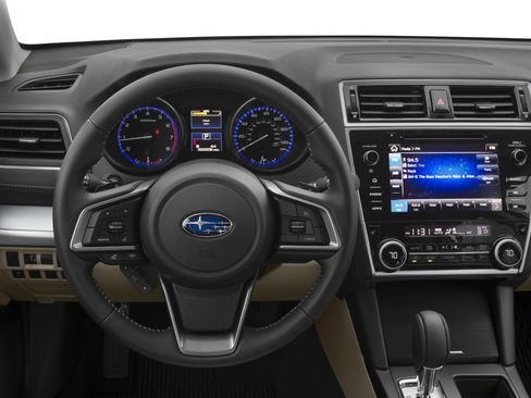 Used 2018 Subaru Outback 2.5i Premium AWD/4WD image 7