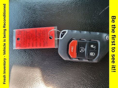 Used 2018 Jeep Wrangler Unlimited Sport S AWD/4WD image 28
