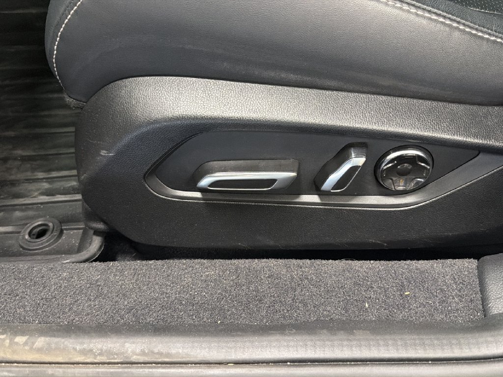 Used 2022 Acura TLX w/ Technology Package FWD image 27