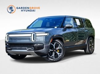 Used 2023 Rivian R1S Adventure AWD/4WD video 1
