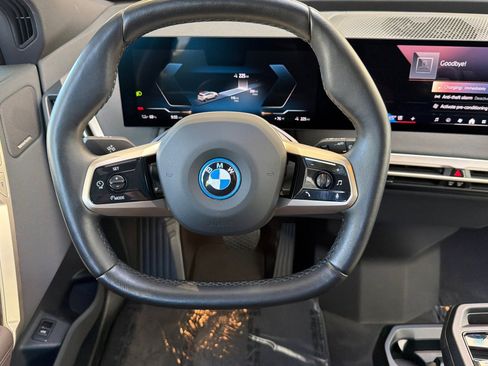 Used 2024 BMW iX xDrive50 w/ Sport Package AWD/4WD image 18