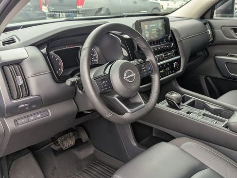 Used 2025 Nissan Pathfinder SL w/ Cargo Package FWD image 34