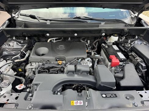 Used 2024 Toyota RAV4 LE AWD/4WD image 18