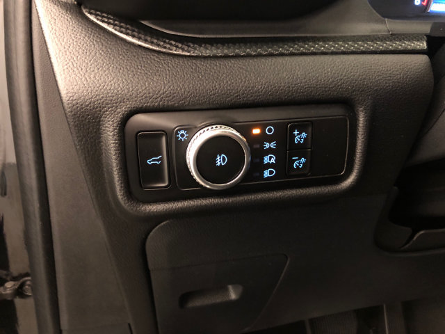 Used 2023 Ford Explorer ST-Line AWD/4WD image 18