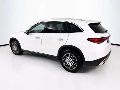 Used 2026 Mercedes-Benz GLC 300 image 6