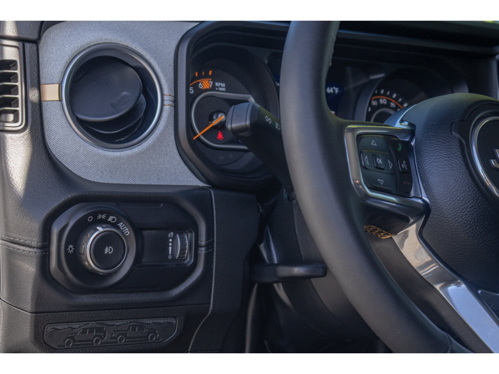 Used 2024 Jeep Wrangler Unlimited Sahara AWD/4WD image 20