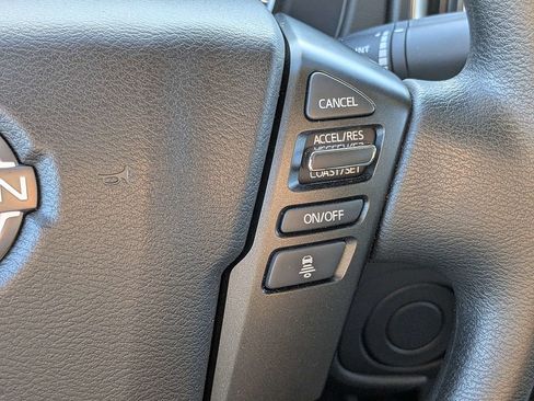Used 2025 Nissan Frontier SV RWD image 28