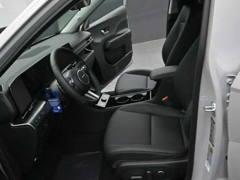 New 2026 Hyundai Kona SEL Premium AWD/4WD image 16