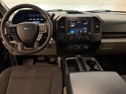 Used 2018 Ford F150 XL w/ Equipment Group 101A Mid AWD/4WD image 32