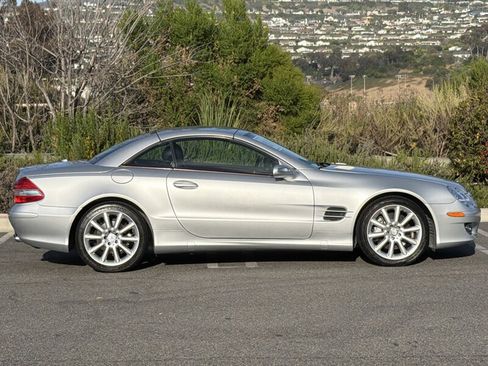 Used 2008 Mercedes-Benz SL 550 image 17