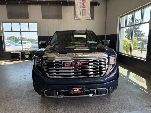 Used 2023 GMC Sierra 1500 Denali w/ Denali Reserve Package image 2