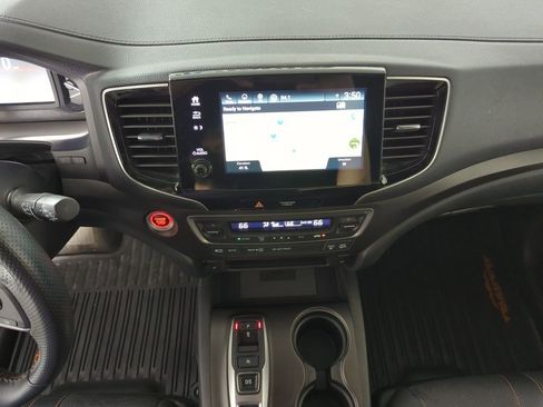 Certified 2022 Honda Passport TrailSport image 15