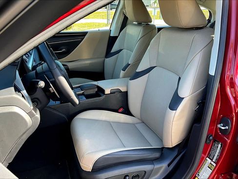 Used 2021 Lexus ES 350 w/ Premium Package image 7