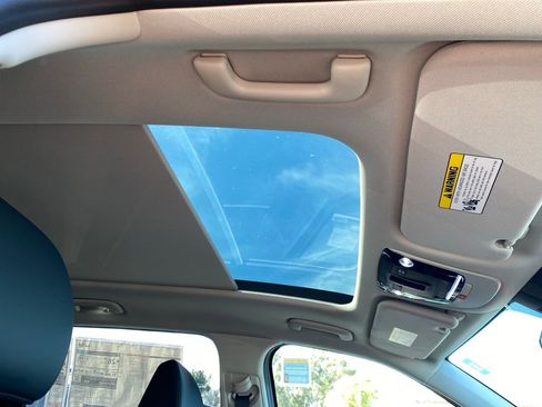 New 2026 Kia Sorento S w/ S Panoramic Sunroof Package image 27