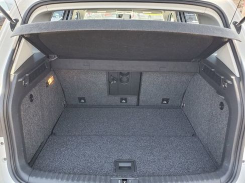 Used 2014 Volkswagen Tiguan S image 11