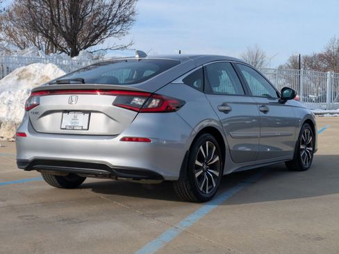 Certified 2022 Honda Civic EX-L image 6
