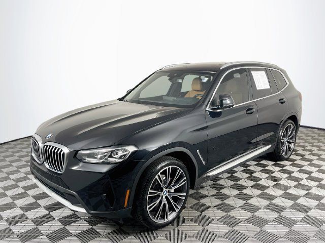 Used 2022 BMW X3 sDrive30i w/ Premium Package 2 RWD image 4