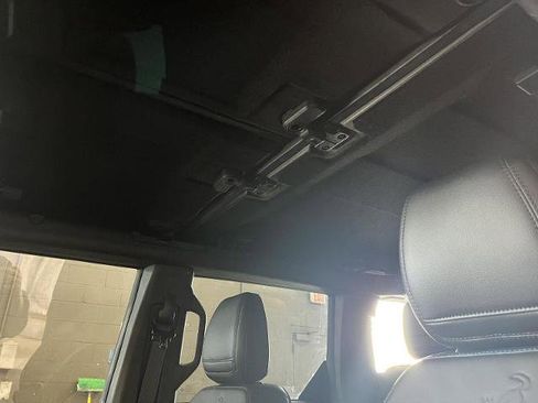 Certified 2022 Ford Bronco Outer Banks w/ Sasquatch Package AWD/4WD image 13