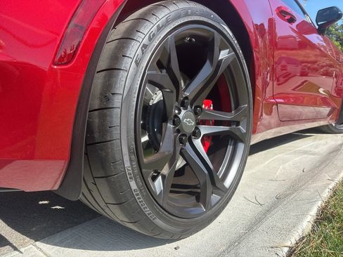 Used 2023 Chevrolet Camaro SS RWD image 5