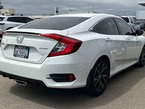 Used 2019 Honda Civic Sport image 5