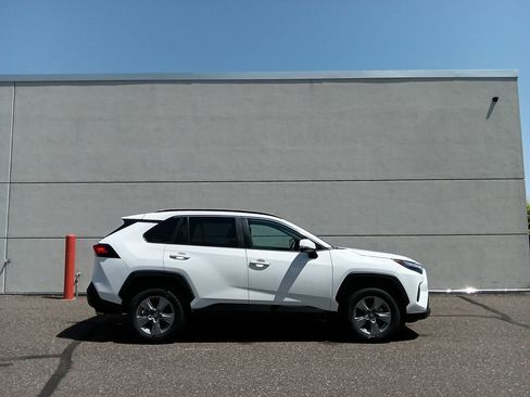 Certified 2025 Toyota RAV4 XLE AWD/4WD image 2