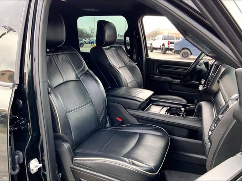 Used 2022 RAM 2500 Limited image 9