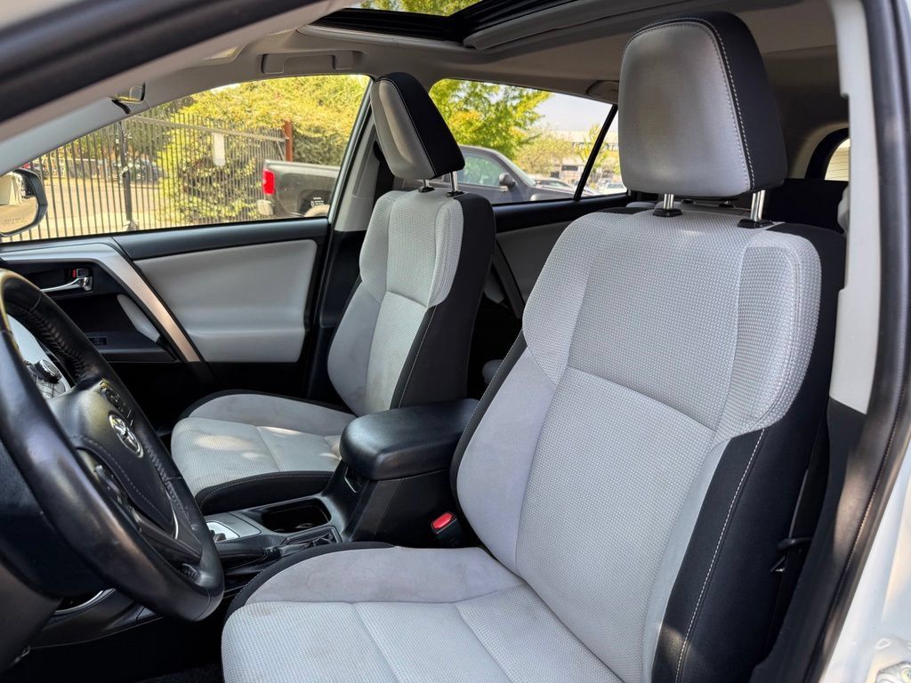 Used 2018 Toyota RAV4 XLE w/ All Weather Liner Package FWD image 11