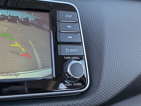 New 2025 Nissan Kicks Play S image 13