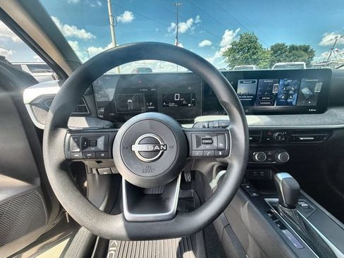 Used 2026 Nissan Kicks S FWD image 11