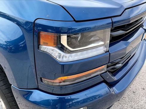 Used 2018 Chevrolet Silverado 1500 LT w/ Texas Edition image 27