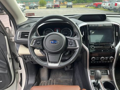 Used 2022 Subaru Ascent Touring AWD/4WD image 13