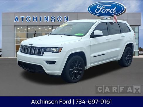 Used 2018 Jeep Grand Cherokee Altitude image 1