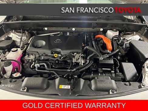 Certified 2021 Toyota Venza XLE image 42