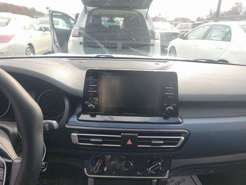 Used 2021 Kia Seltos S image 12