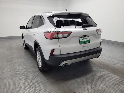 Used 2021 Ford Escape SE w/ Convenience Package image 5